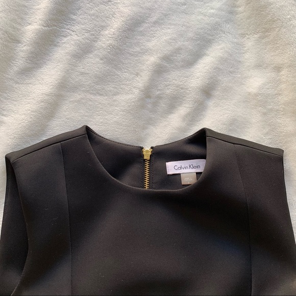 Calvin Klein dress - Picture 2 of 6